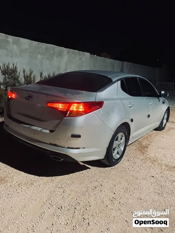 Kia K5 2011 photo 3