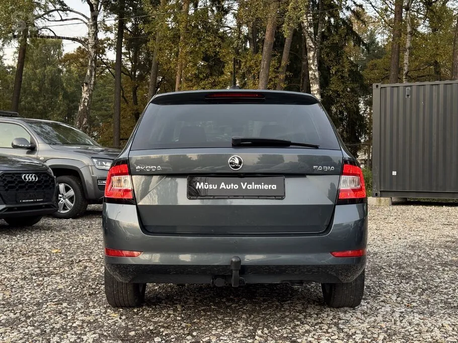 Skoda Fabia 2019 photo 5