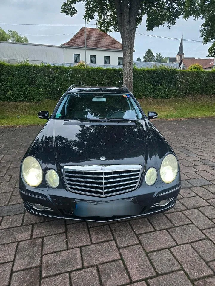 Mercedes-Benz E220 Cdi