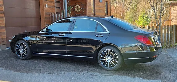 Mercedes-Benz S300
