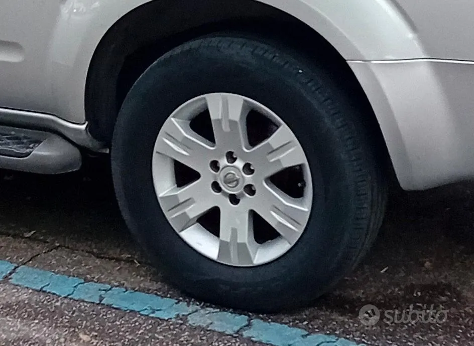 Nissan Pathfinder 2006 photo 2
