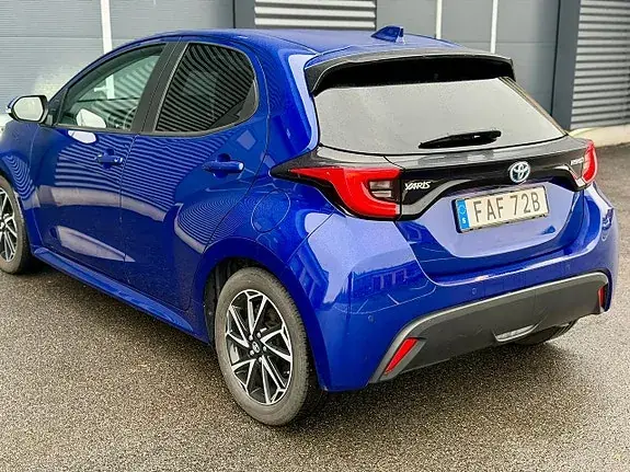 Toyota Yaris 2023 photo 3
