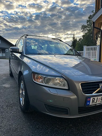 Volvo V50 2008 photo 4