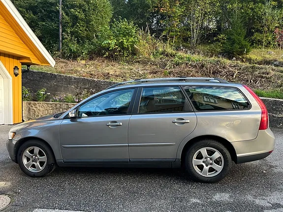 Volvo V50