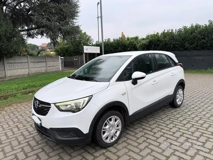 Opel Crossland X 2018 photo 2