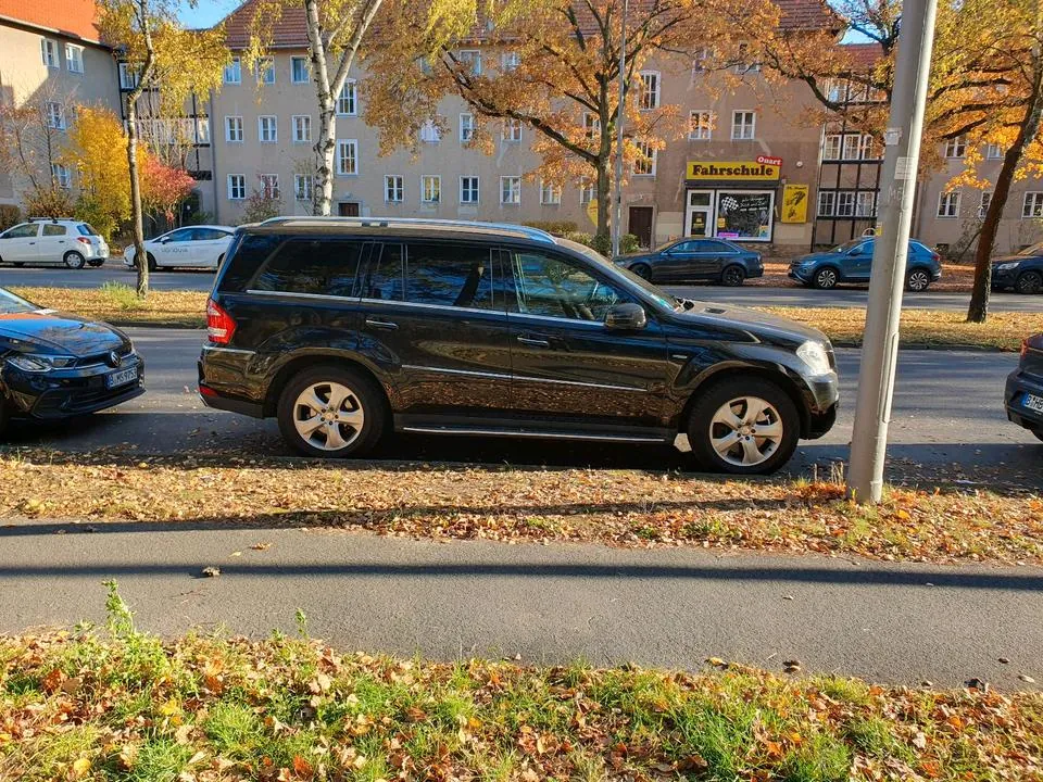 Mercedes-Benz Gl-Class