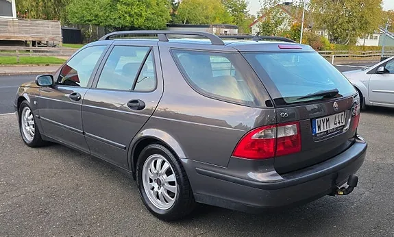 Saab 9-5 2005 photo 2