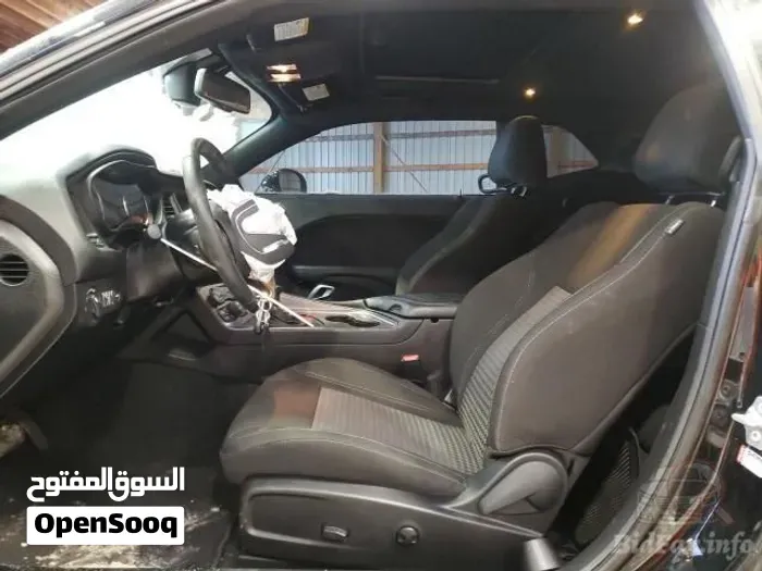 Dodge Challenger 2023 photo 2