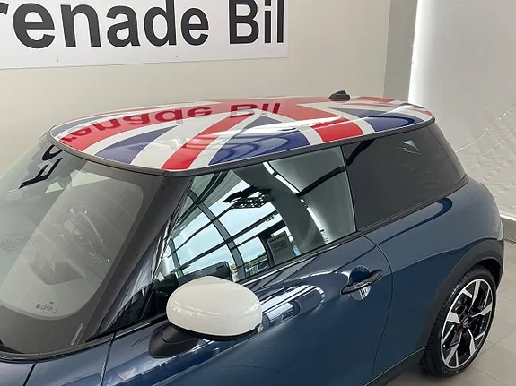 Mini Cooper S 2027 photo 4