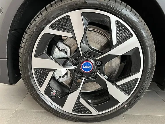 Mini Cooper S 2027 photo 5