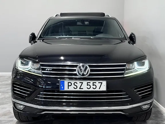 Volkswagen Touareg 2015 photo 3