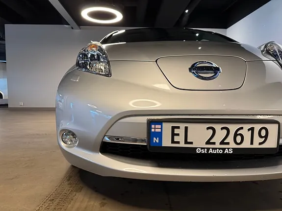 Nissan Leaf 2013 photo 4