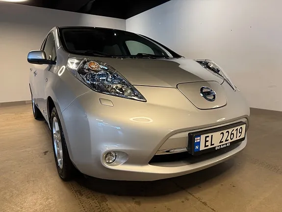 Nissan Leaf 2013 photo 2