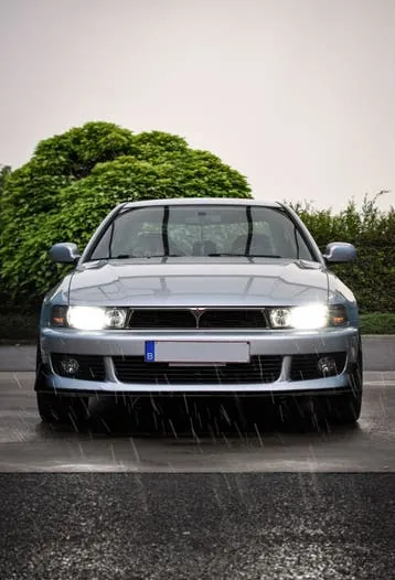 Mitsubishi Galant