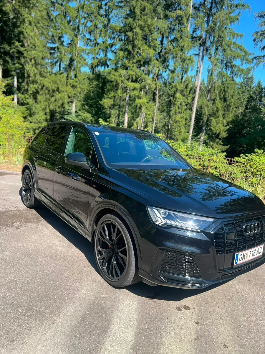 Audi Q7 2022 photo 3