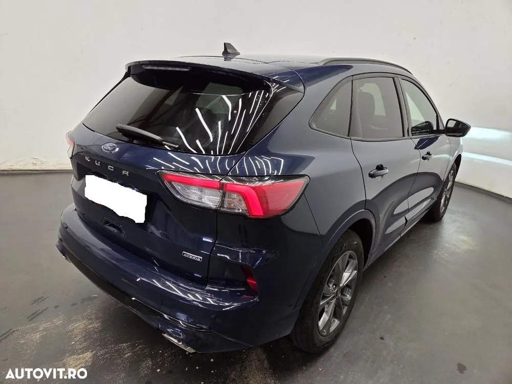 Ford Kuga 2023 photo 2