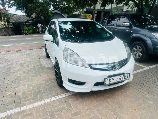 Honda Fit Shuttle 2012 photo 3