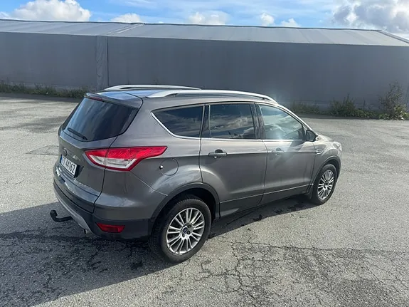 Ford Kuga 2013 photo 2