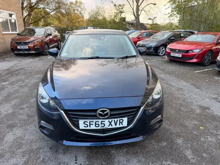 Mazda Mazda3 2015 photo 2