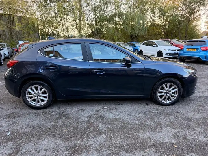 Mazda Mazda3 2015 photo 5