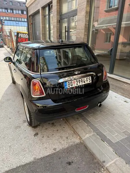 Mini One 2009 photo 2