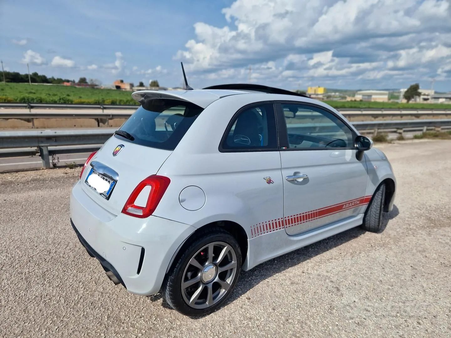 Abarth 500 2015 photo 4