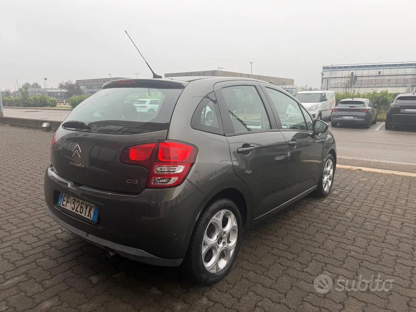 Citroen C3 2011 photo 4