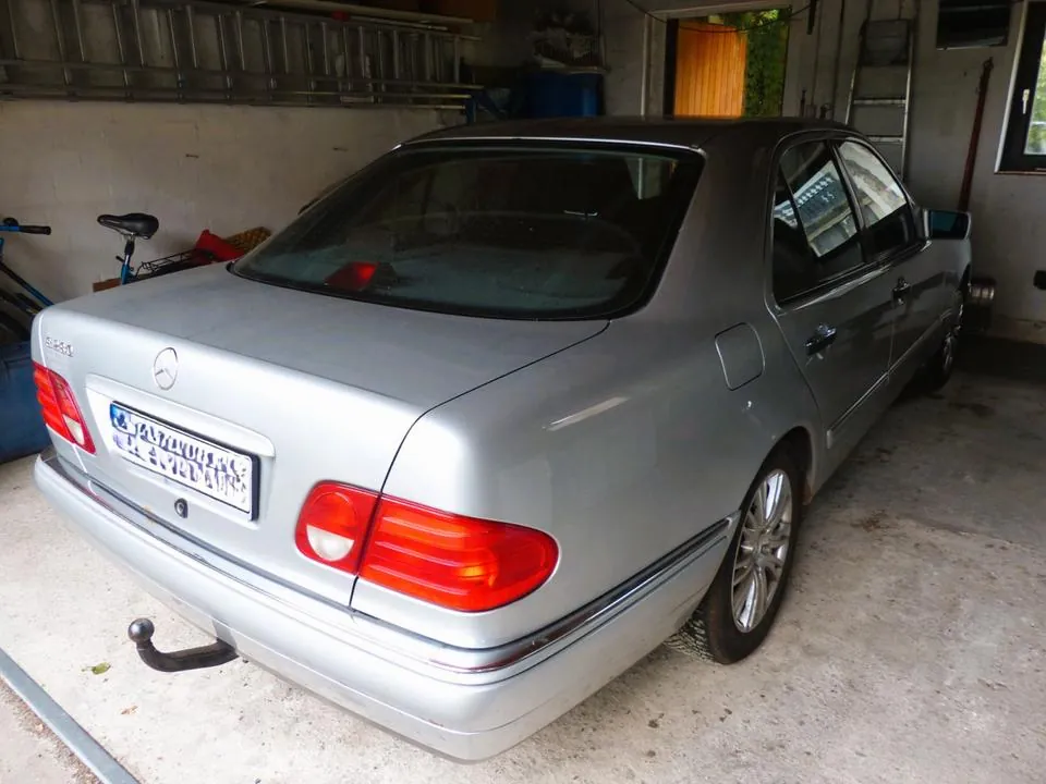 Mercedes-Benz Eklasse