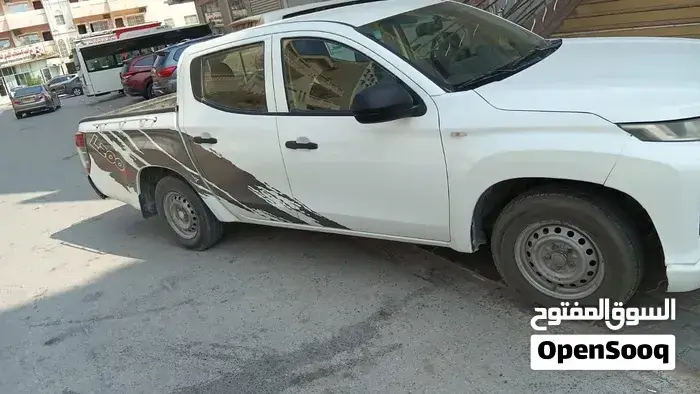 Mitsubishi L200 2020 photo 2