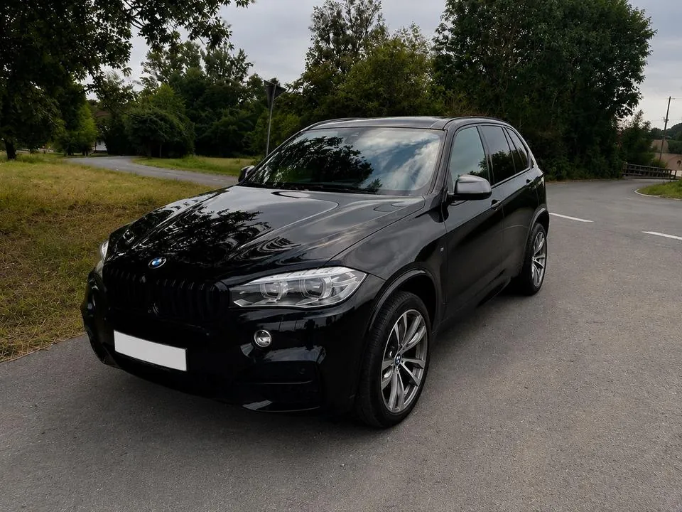 BMW X5 M50D