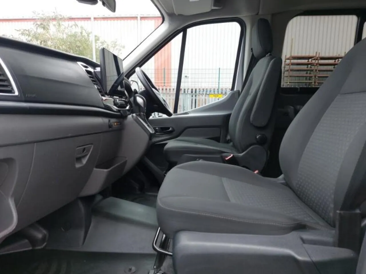 Ford Transit 2024 photo 5
