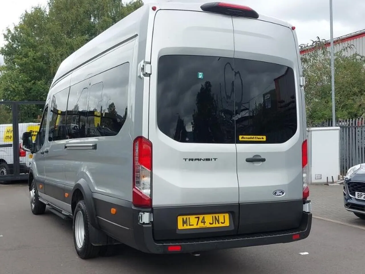 Ford Transit 2024 photo 2