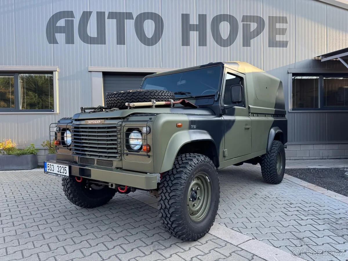 Land Rover Defender