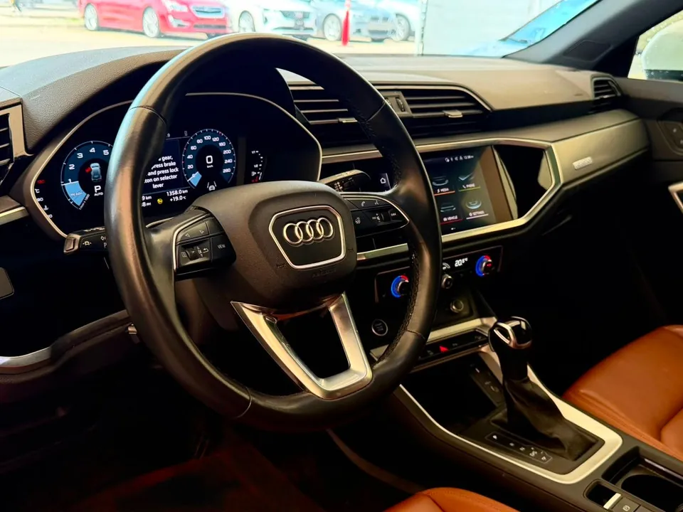Audi Q3 2022 photo 5