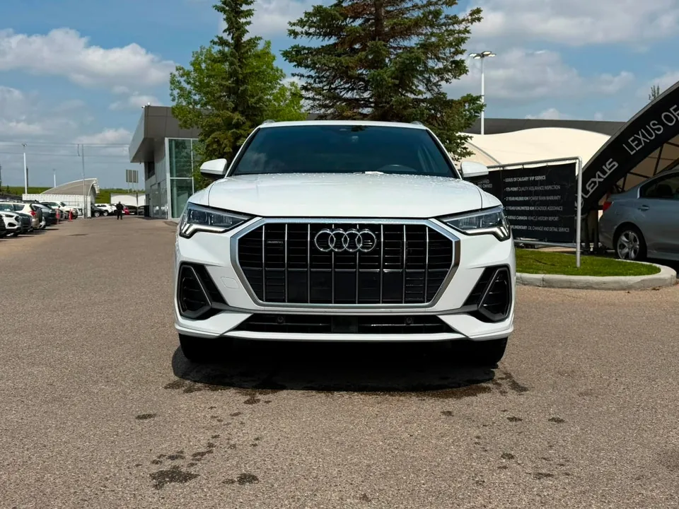 Audi Q3 2022 photo 4