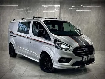 Ford Transit 2022 photo 2