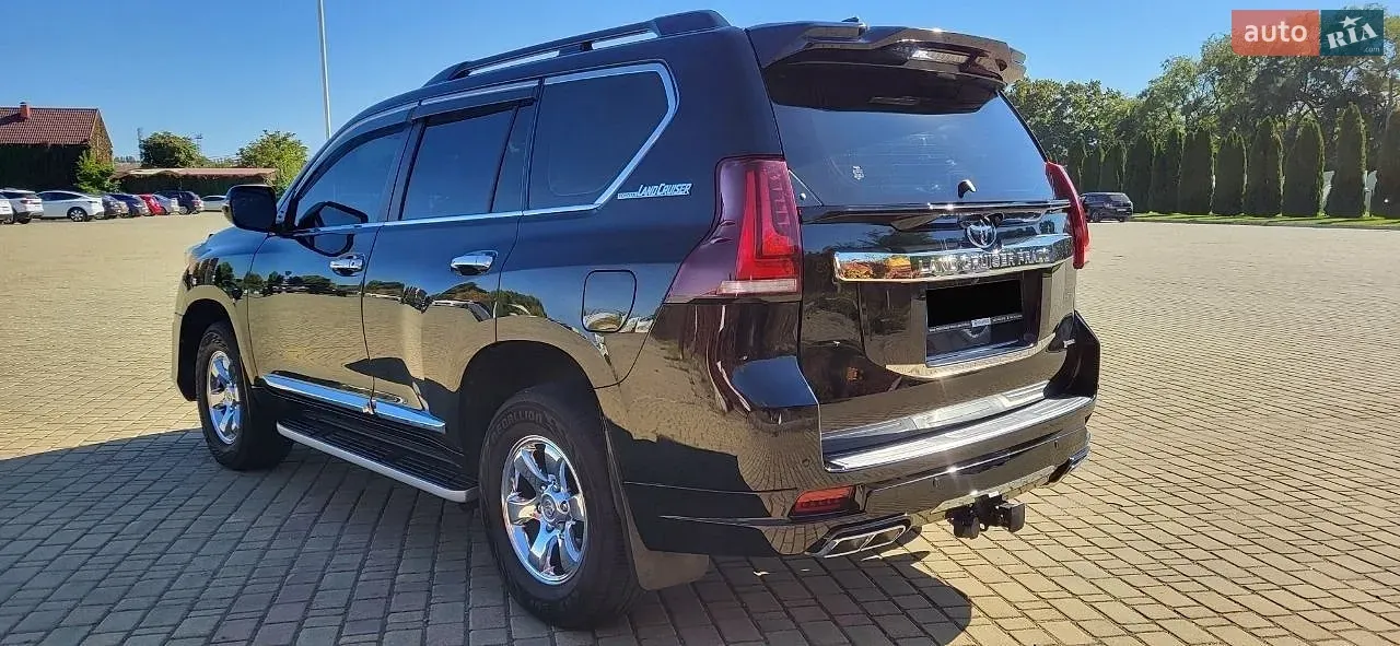 Toyota Land Cruiser Prado 2015 photo 2