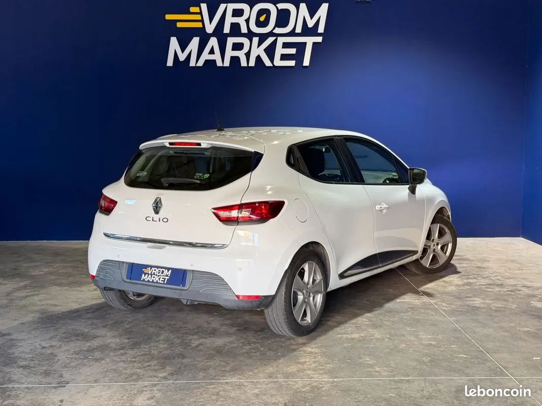 Renault Clio 2015 photo 4