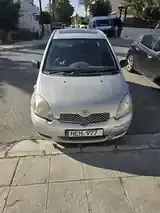 Toyota Yaris 2004 photo 4