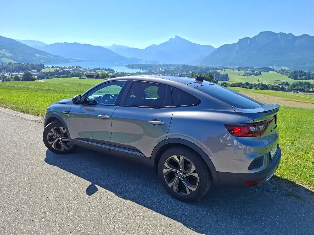 Renault Arkana 2023 photo 2