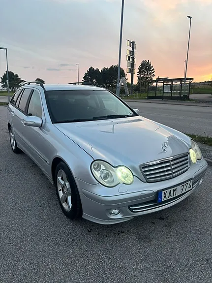 Mercedes-Benz C180