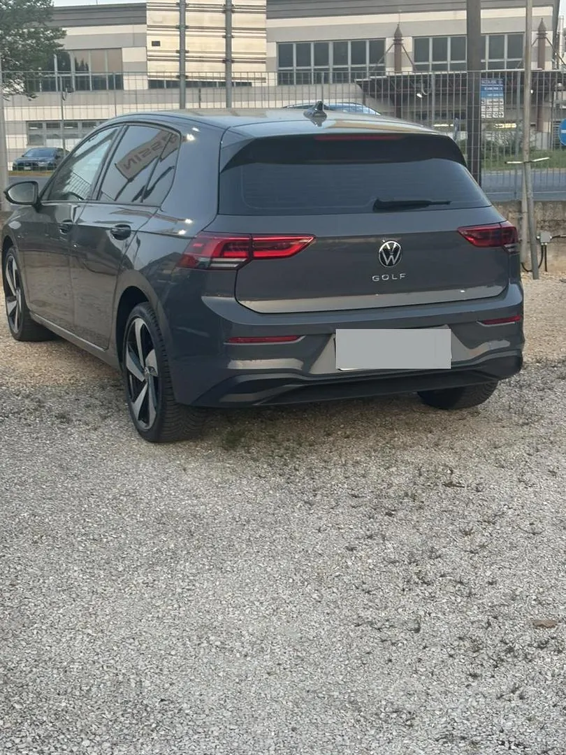Volkswagen Golf 2021 photo 2