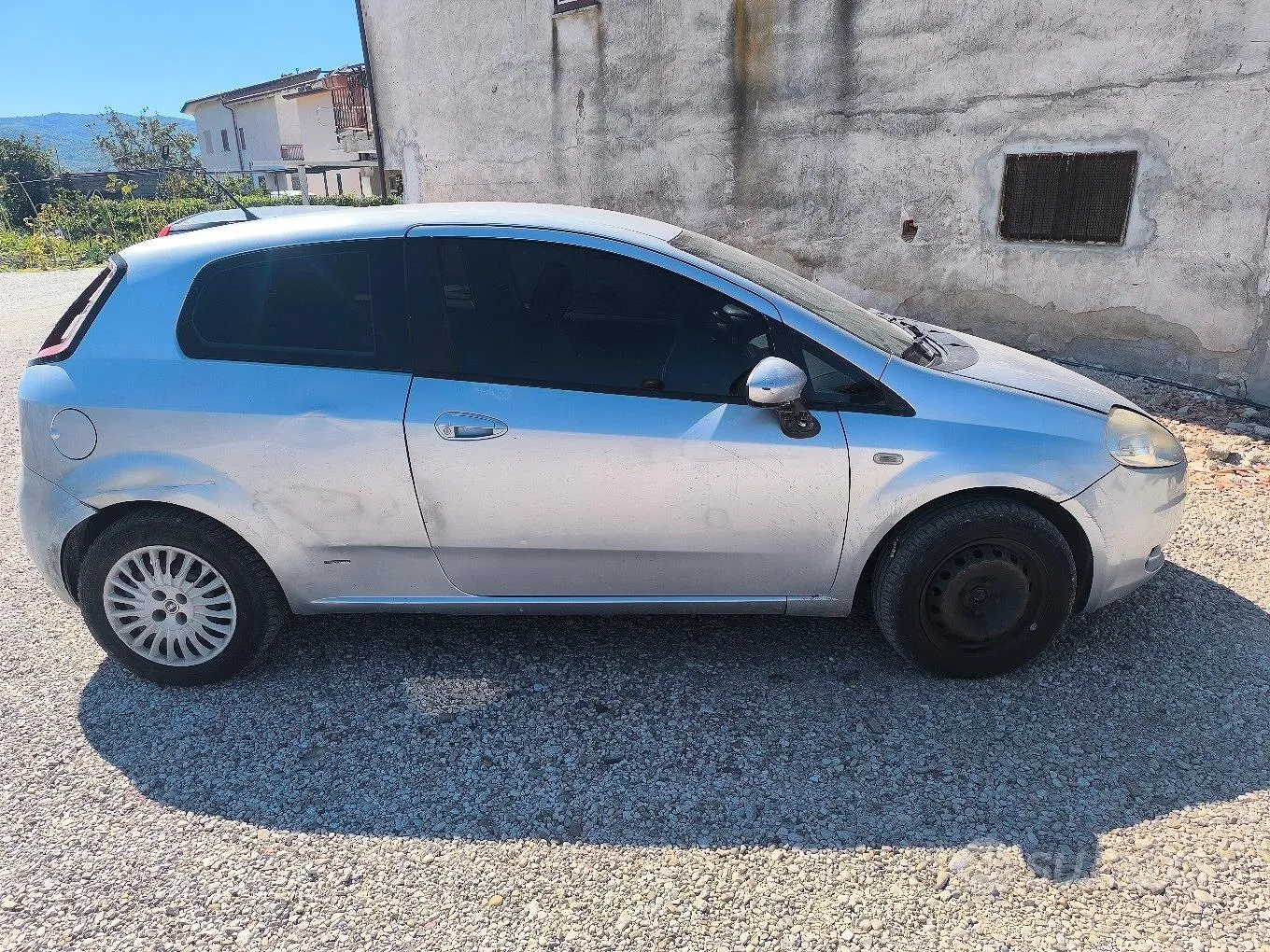 Fiat Grande Punto 2006 photo 2