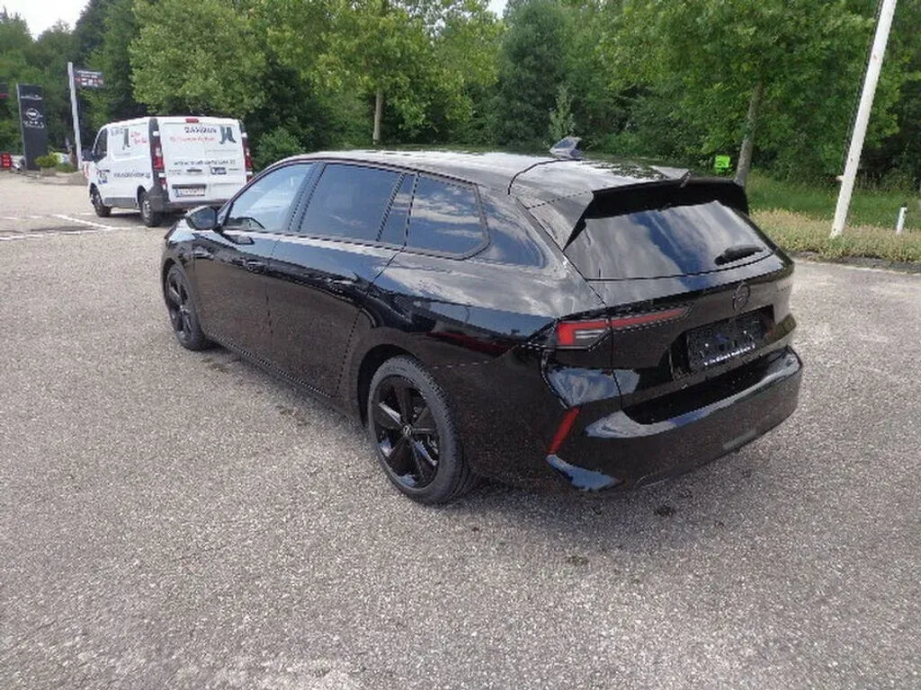 Opel Astra 2025 photo 3