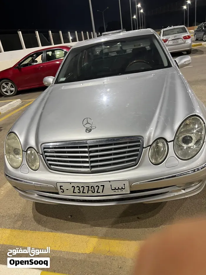 Mercedes-Benz E-Class 2006 photo 3