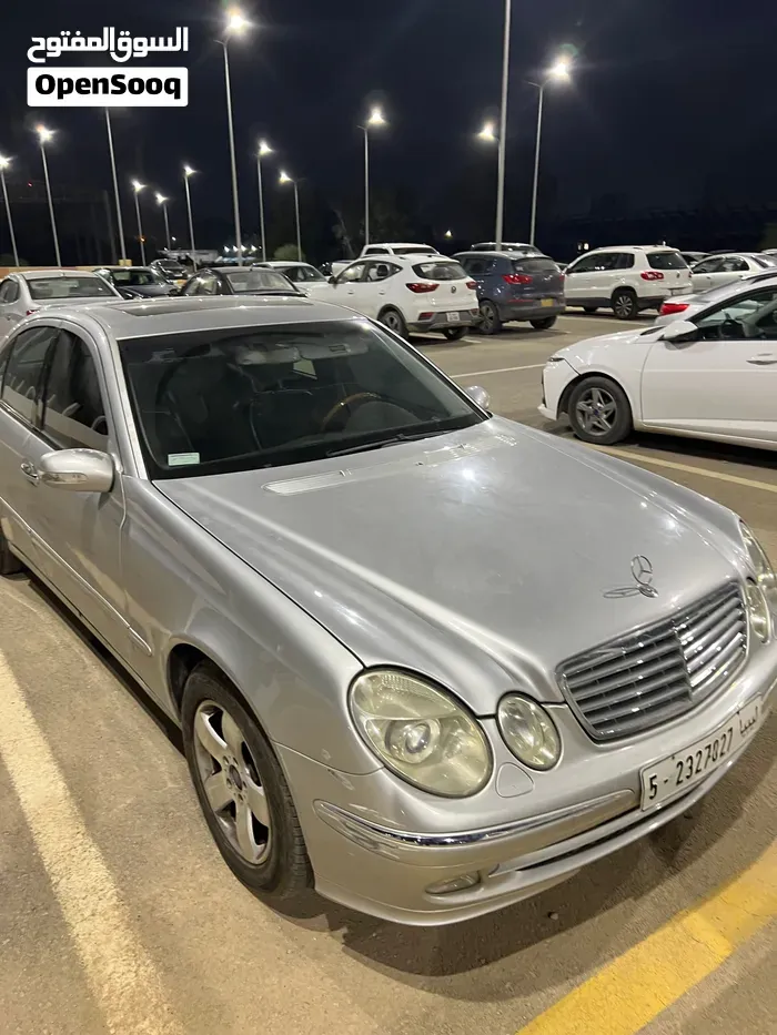 Mercedes-Benz E-Class 2006 photo 2