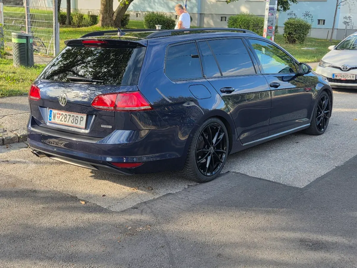 Volkswagen Golf 2013 photo 3