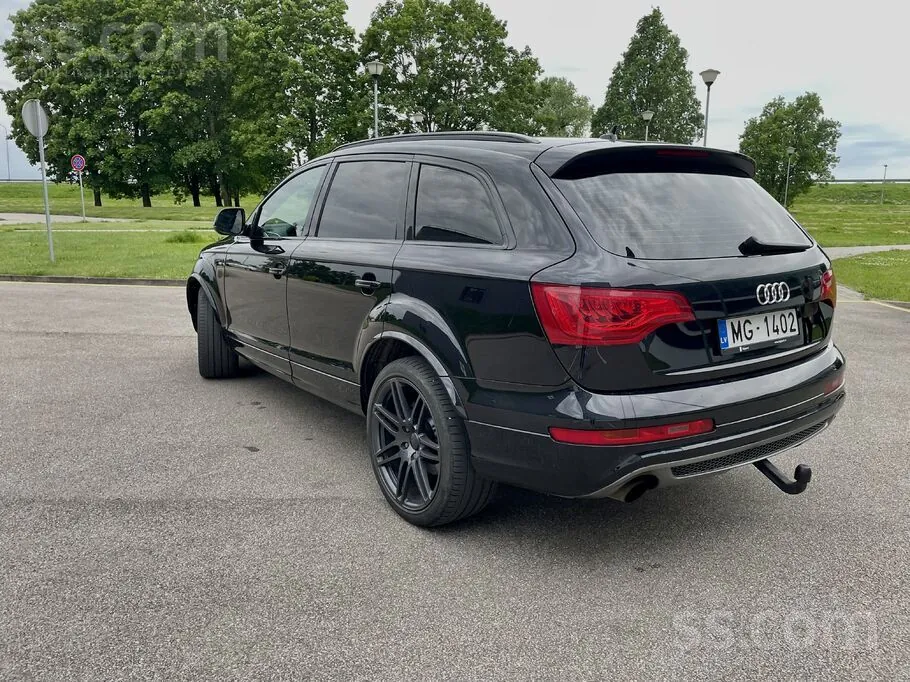 Audi Q7 2009 photo 4