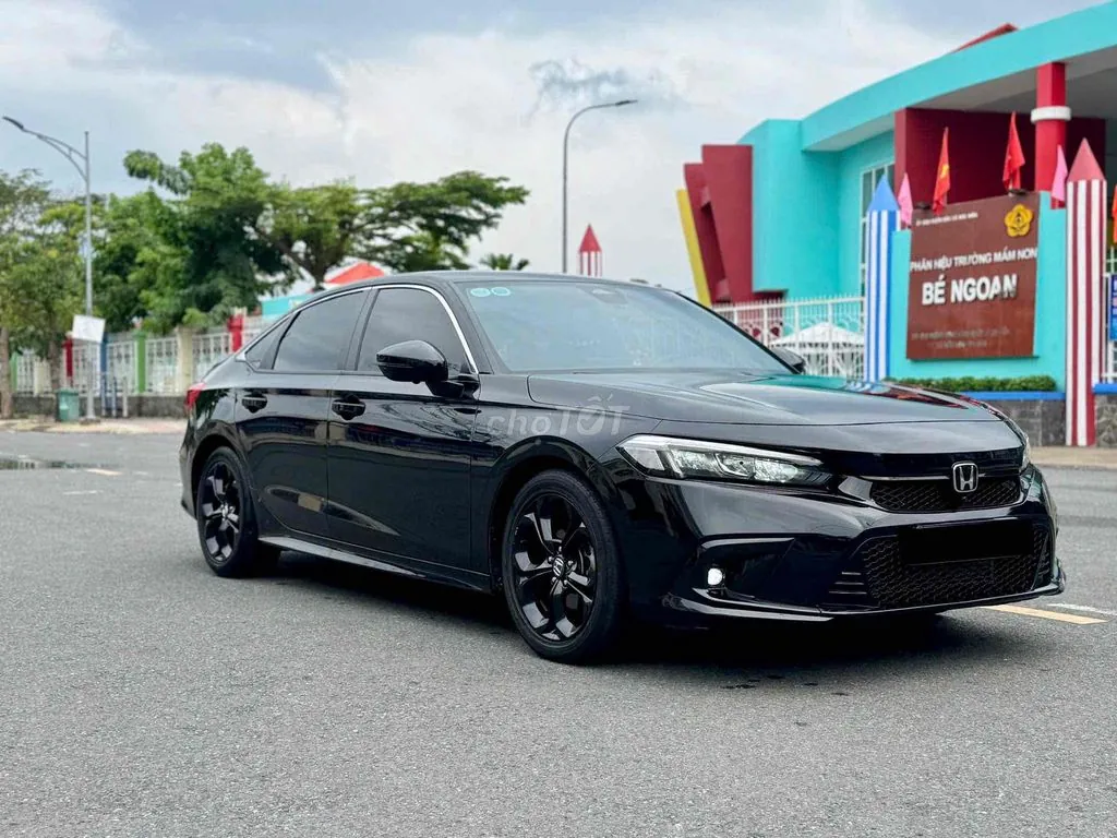 Honda Civic 2023 photo 2