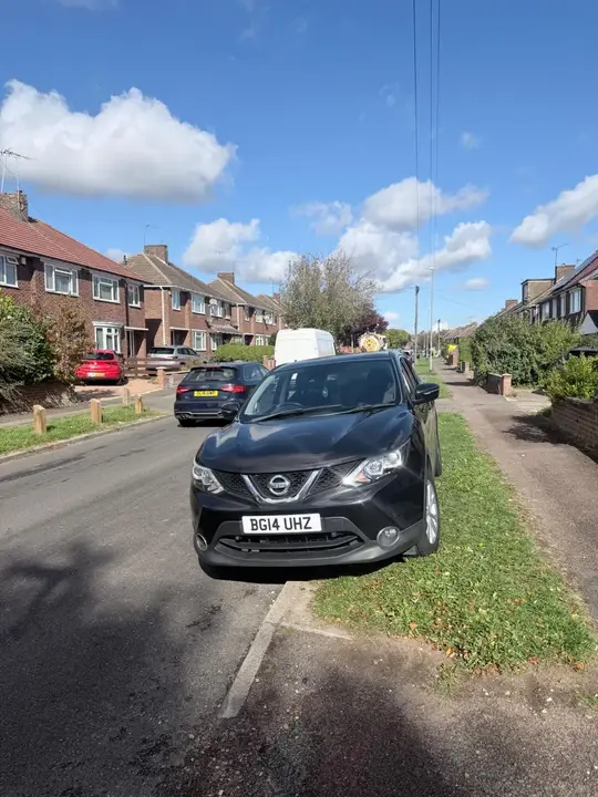 Nissan Qashqai 2014 photo 2